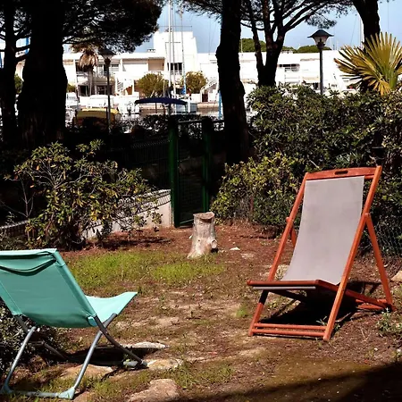 Apartment Studio-cabine 4 Pers, Terrasse, Jardin, Parking, Animaux Admis - Fr-1-731-99